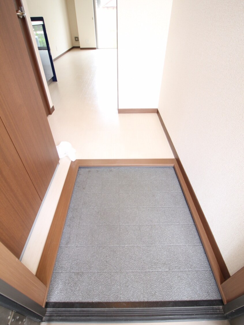 玄関 ベルリード柏原Ａ棟