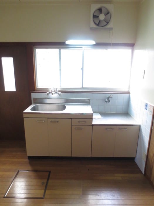 キッチン 高垣町貸家
