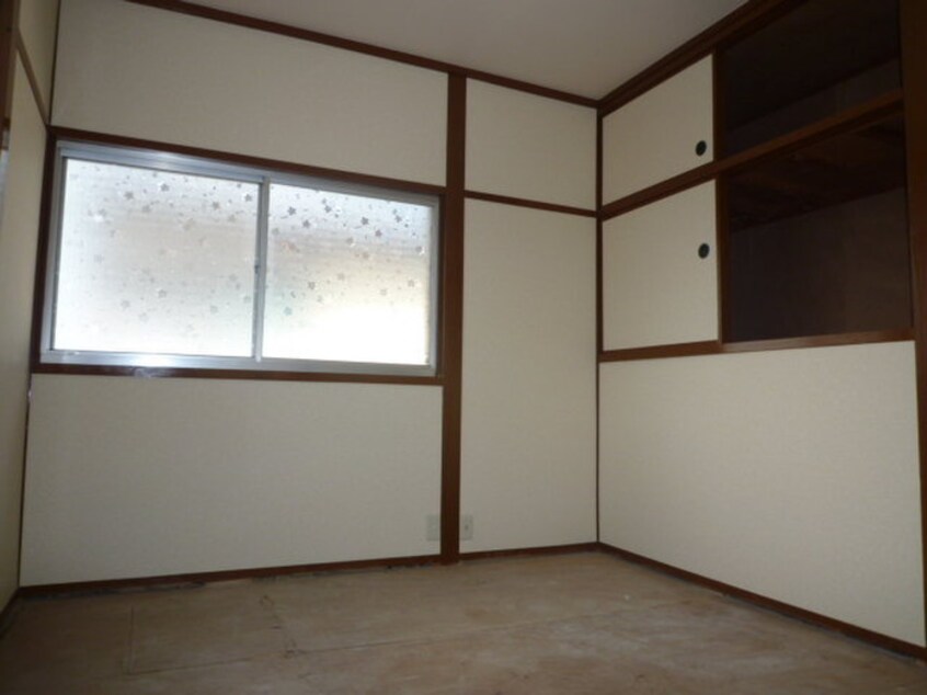 居室 高垣町貸家