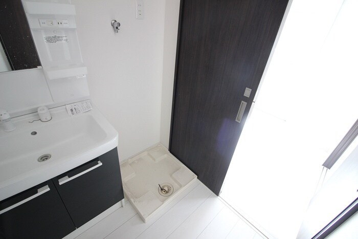 洗濯機置場 コートベルフラワー