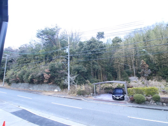 室内からの展望 ラ・ポルテ藤原台