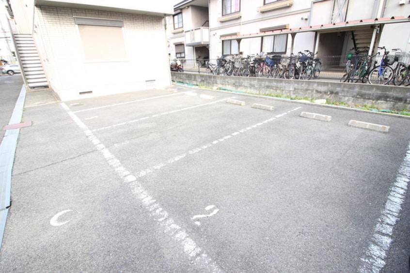 駐車場 シャインライフ濱田