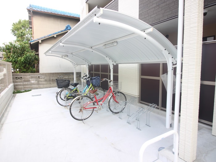 駐輪場 Le Ciel Bleu