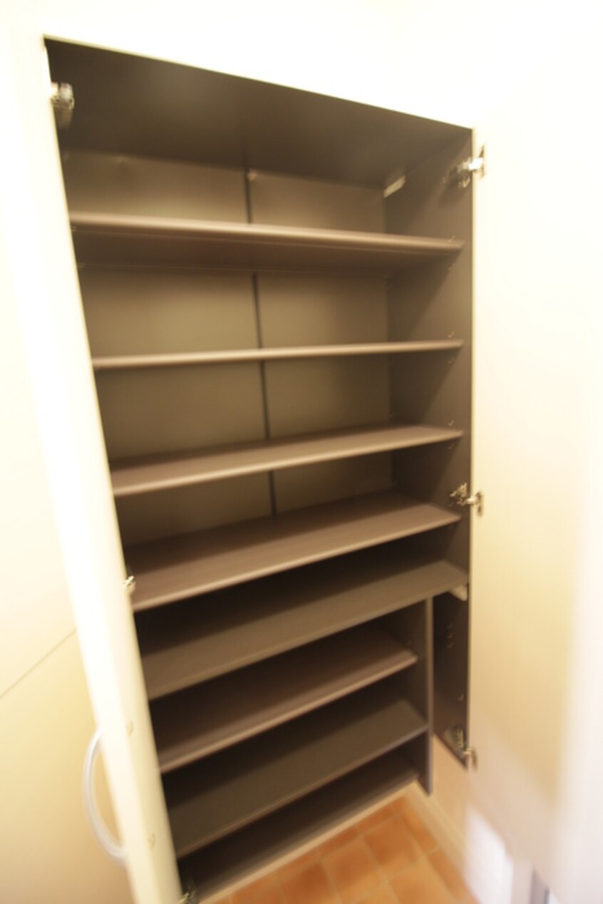 靴箱 シャンドリエ