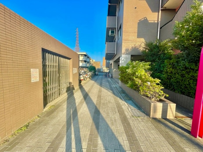 エントランス部分 ラ・リヴェ－ルレスト