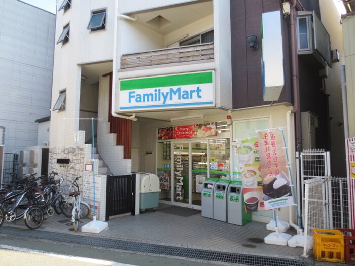 ファミリーマート　正雀駅東口店(コンビニ)まで100m シャトーポポ