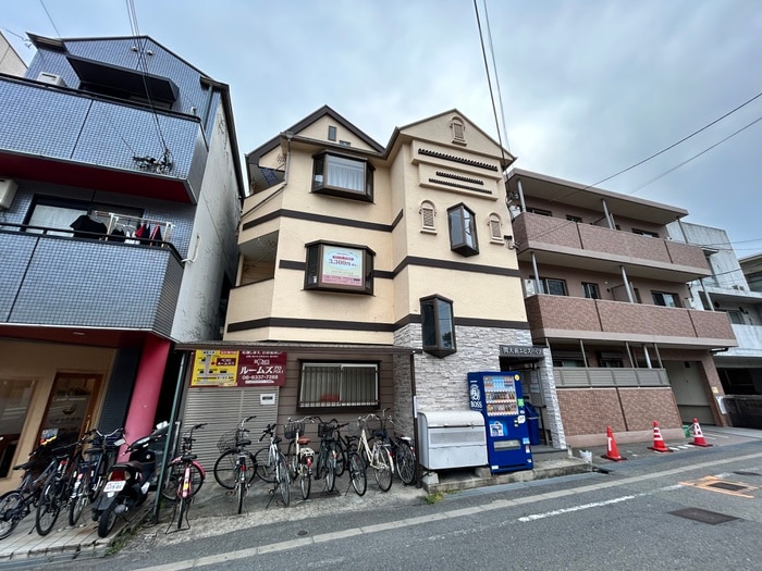 外観写真 関大前エビスハイツ北棟