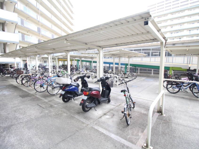 駐輪場 ＯＰＨ新千里南町