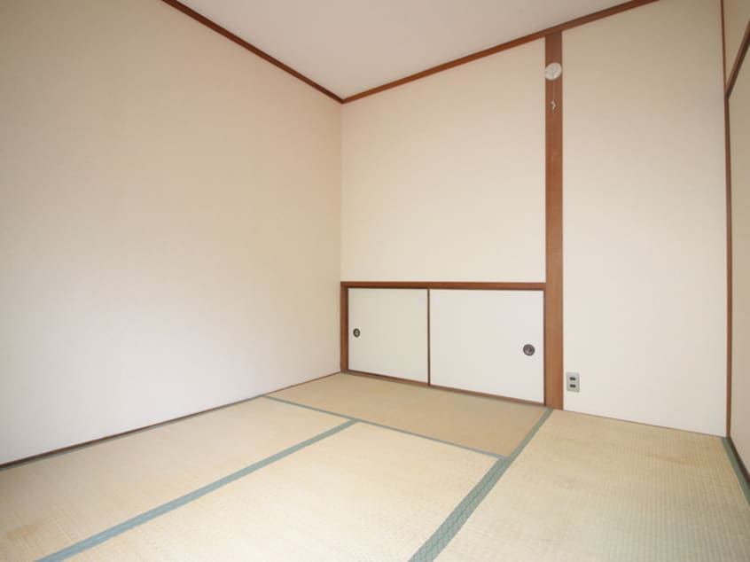 居室 フィオ－レ桂坂