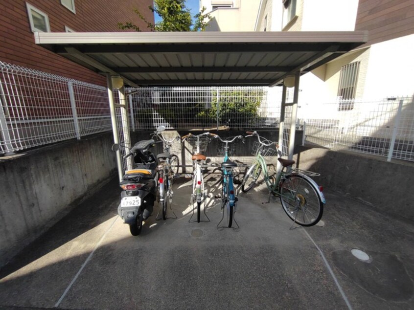 駐輪場 カンタ－ビレ