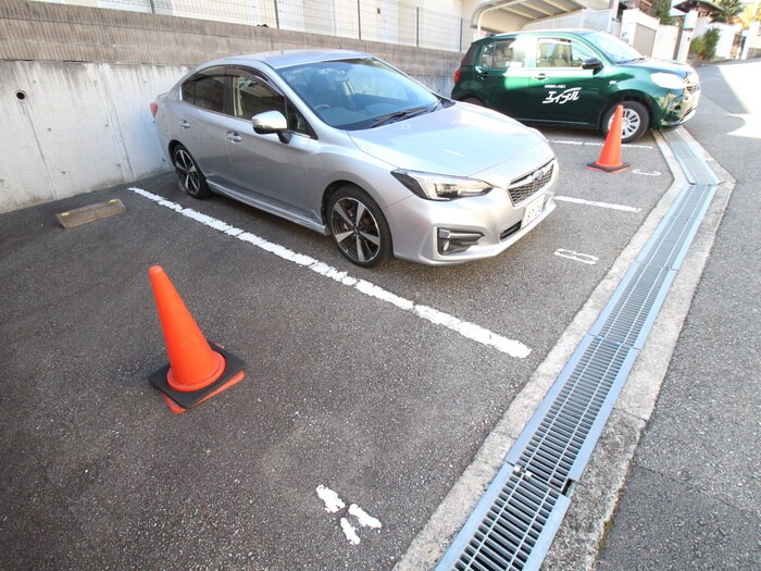 駐車場 ベルリード宮山