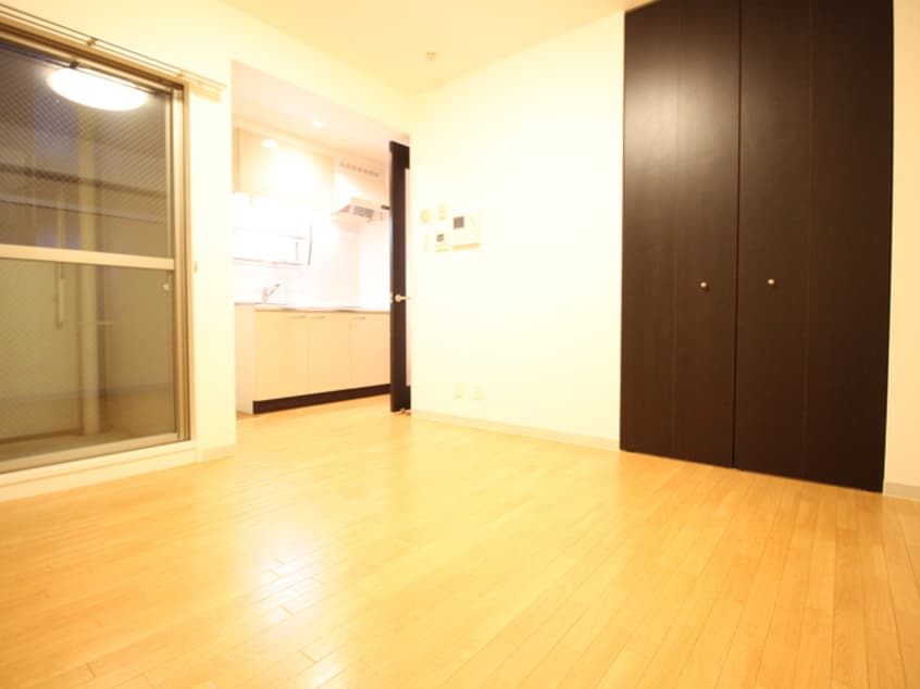 居室 カ－サヴィヴァ－チェ