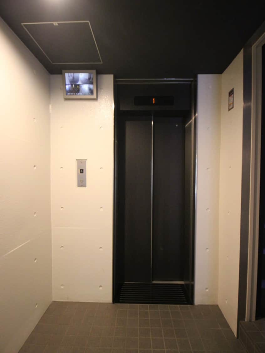 建物設備 カ－サヴィヴァ－チェ