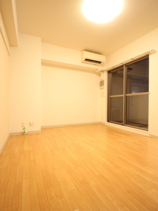 居室 カ－サヴィヴァ－チェ