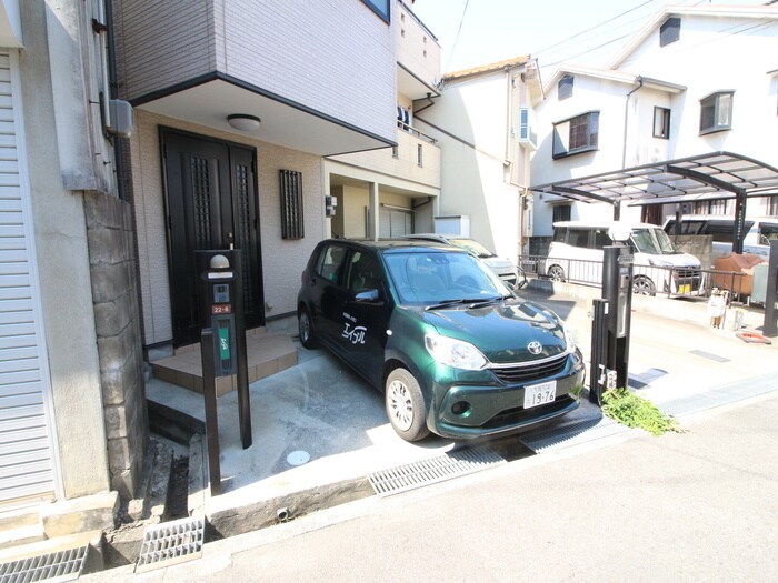 駐車場 北昭和台一戸建