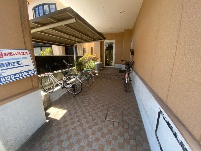 駐輪場 辻マンション