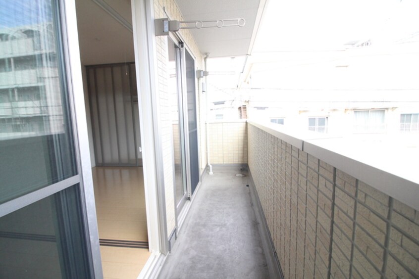 ベランダ・バルコニー レジデンス　ファ－ベス