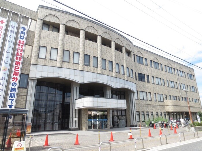 堺市東区役所(役所)まで160m サワー・ドゥ萩原天神