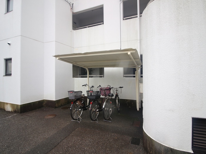 駐輪場 グレイス永田２号館
