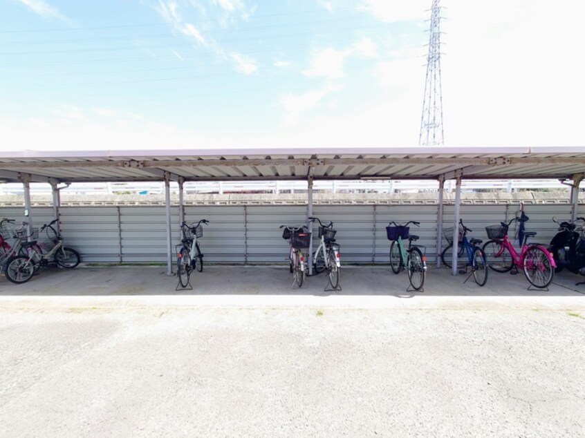 駐輪場 ビレッジハウス忠岡２号棟