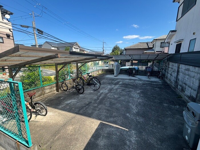 駐輪場 Ｃｈａｔｅａｕ　Ｆｒａｉｓｅ