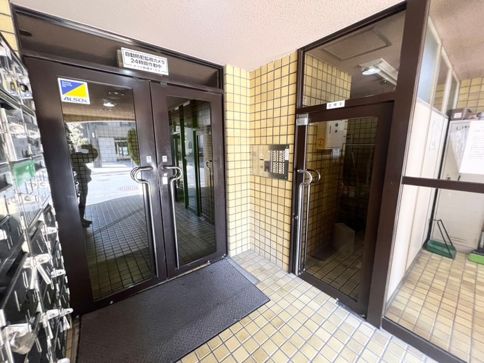 エントランス部分 レディース大鉄