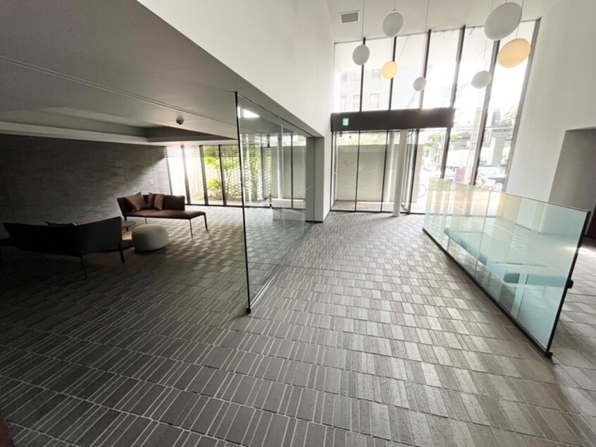 エントランス部分 コンフォリア江坂