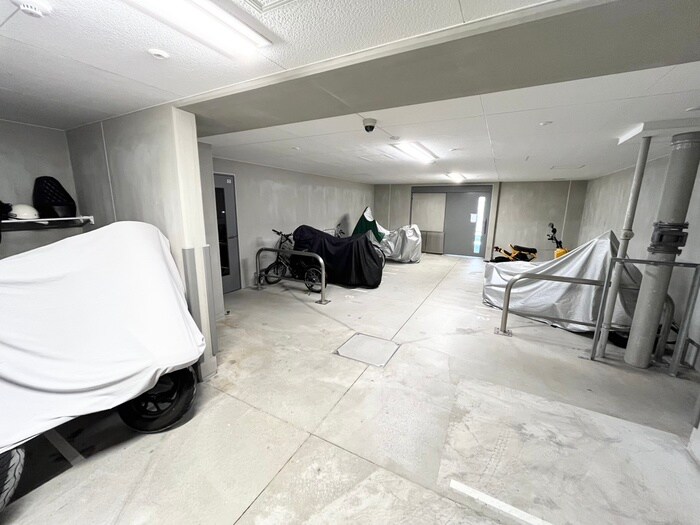 バイク置き場 コンフォリア江坂