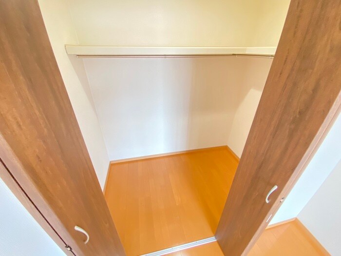 収納 アンプルールフェール西大路