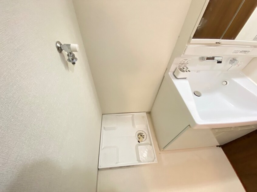 洗濯機置場 アンプルールフェール西大路