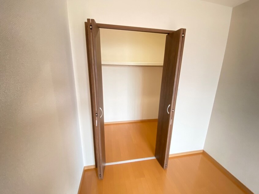 収納 アンプルールフェール西大路