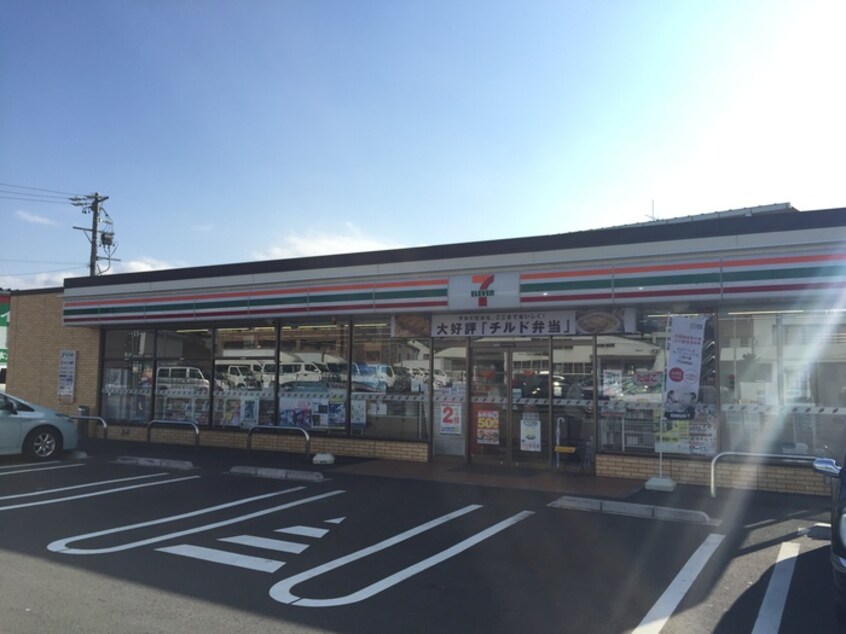 セブンイレブン(コンビニ)まで112m クリエオーレ吉田