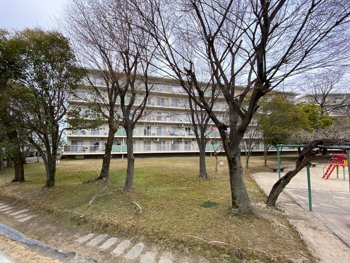 外観写真 山田池住宅7棟（406）