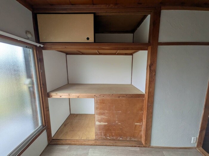 収納 東新町5丁目テラスハウス