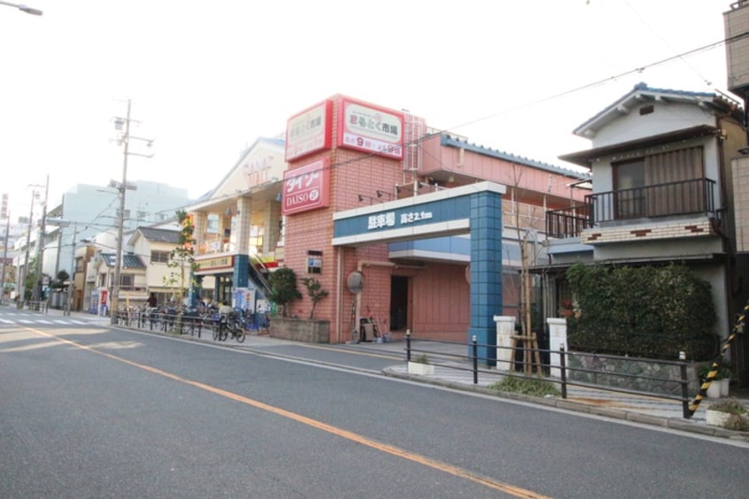 まるとく市場南住吉店(スーパー)まで400m ＡＲＣＯ　ＲＯＳＡ