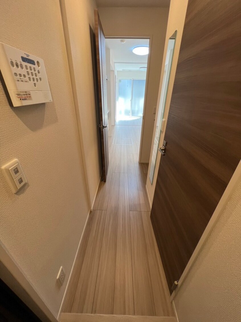 廊下 ブリランテ川西通A