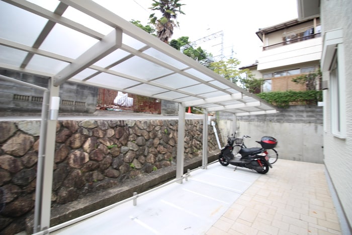 駐輪場 逆瀬川ハイツＣ