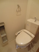 トイレ 逆瀬川ハイツＣ