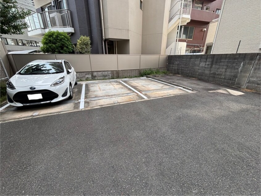 駐車場 アルハステージ城北