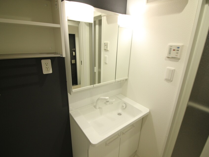 洗面 エヌエムキャトフヴァンサンク