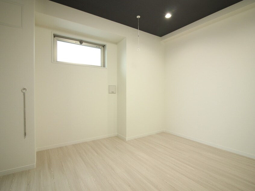 居室 エヌエムキャトフヴァンサンク