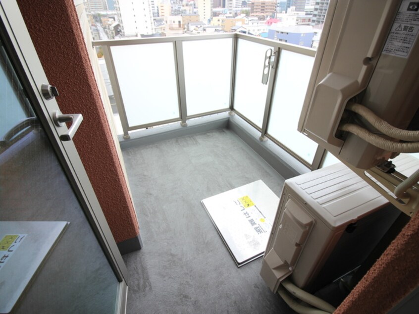 ベランダ・バルコニー エヌエムキャトフヴァンサンク