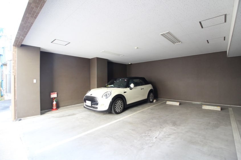 駐車場 CREATO新大阪Serenity(806）