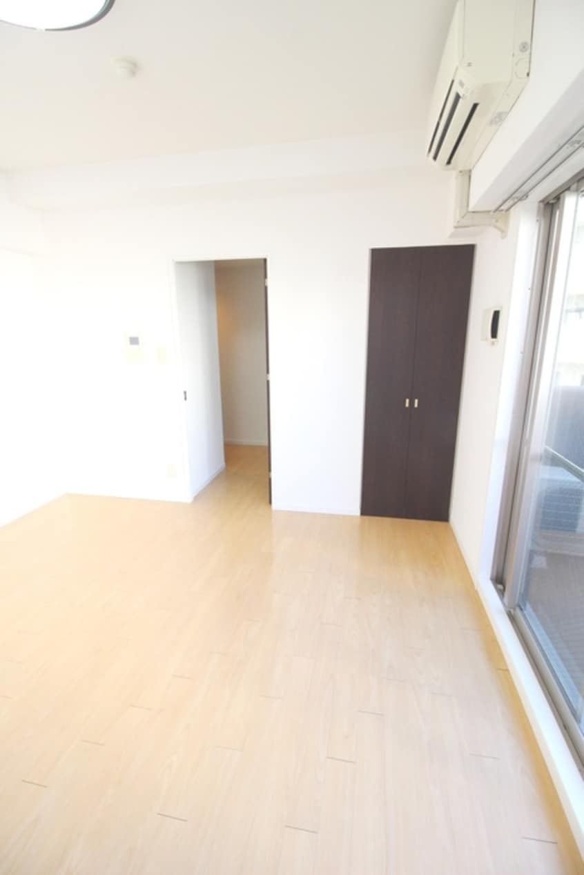 居室 CREATO新大阪Serenity(806）