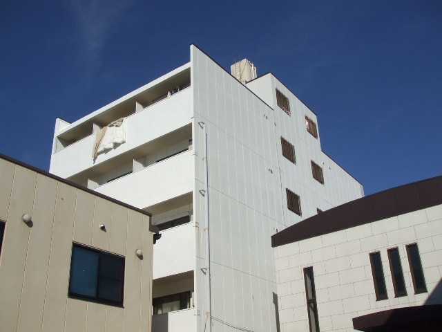 外観写真 eight court 宿院