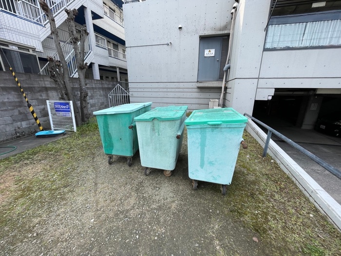 建物設備 ウォールストリート