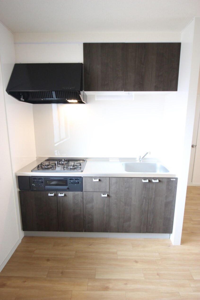 キッチン メゾンド－ル忍ヶ丘