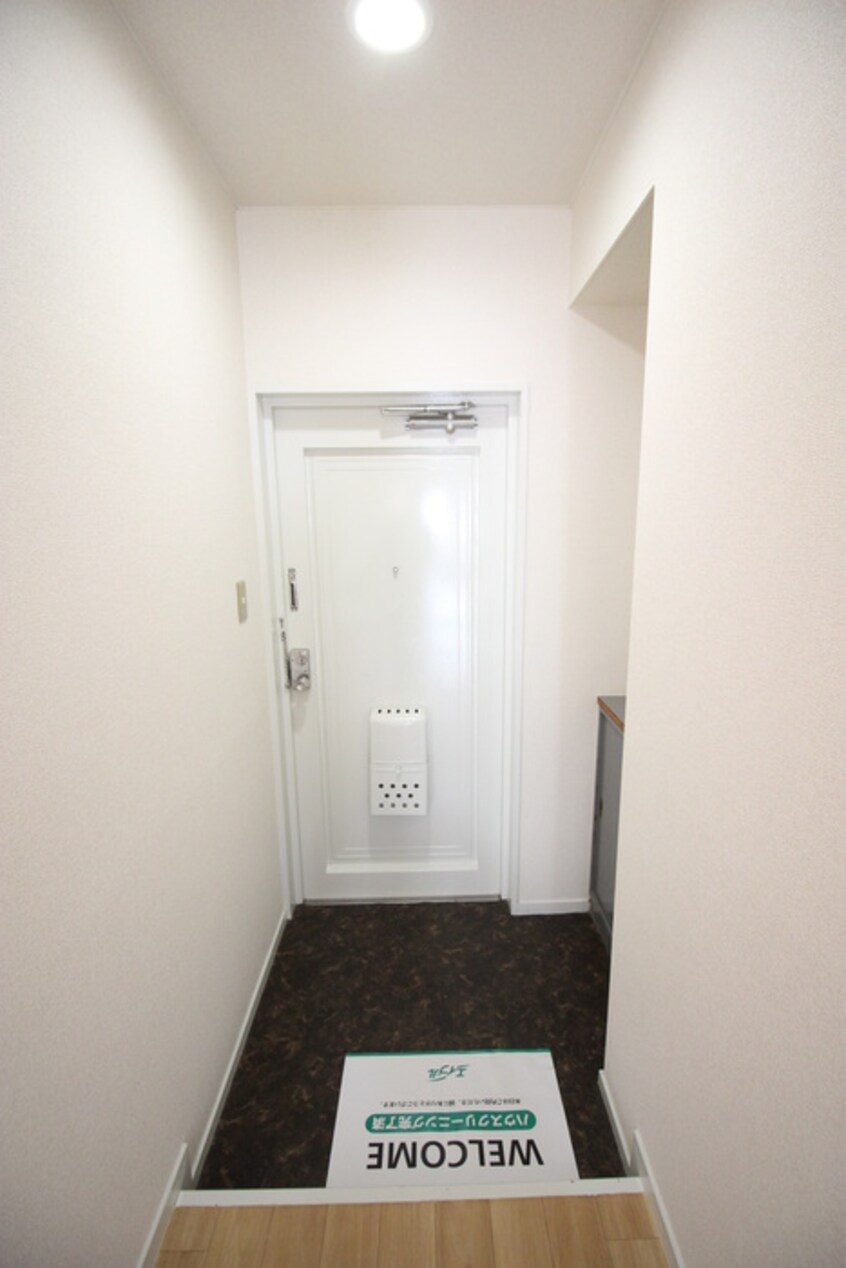 玄関 メゾンド－ル忍ヶ丘