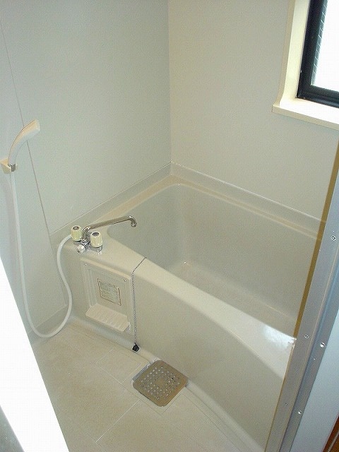 バス／シャワールーム等 サンビレッジ太間Ａ棟