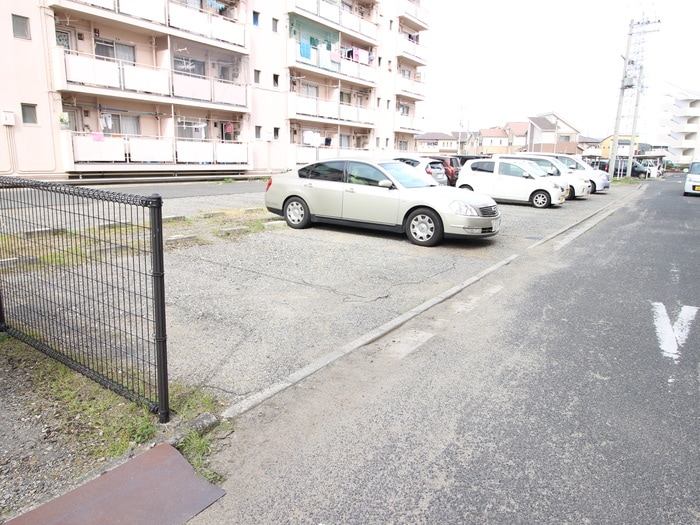 駐車場 ビレッジハウス額原２号棟